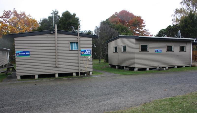 Turangi Holiday Park Екстериор снимка